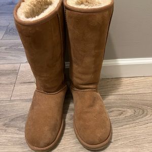 Classic tall Ugg boots